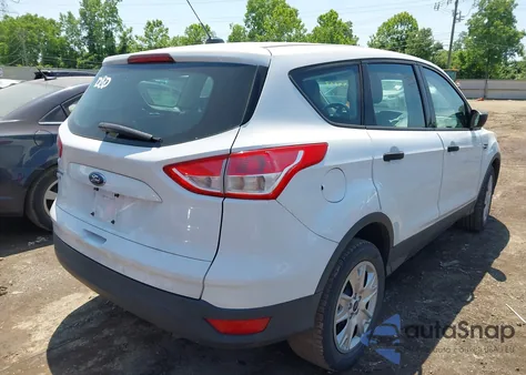 2013 Ford Escape S z USA, uszkodzony, nr VIN 1FMCU0F75DUC07189